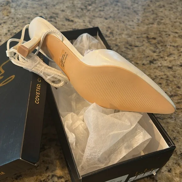 LULUS Muni Kitten Heels - Picture 12 of 13